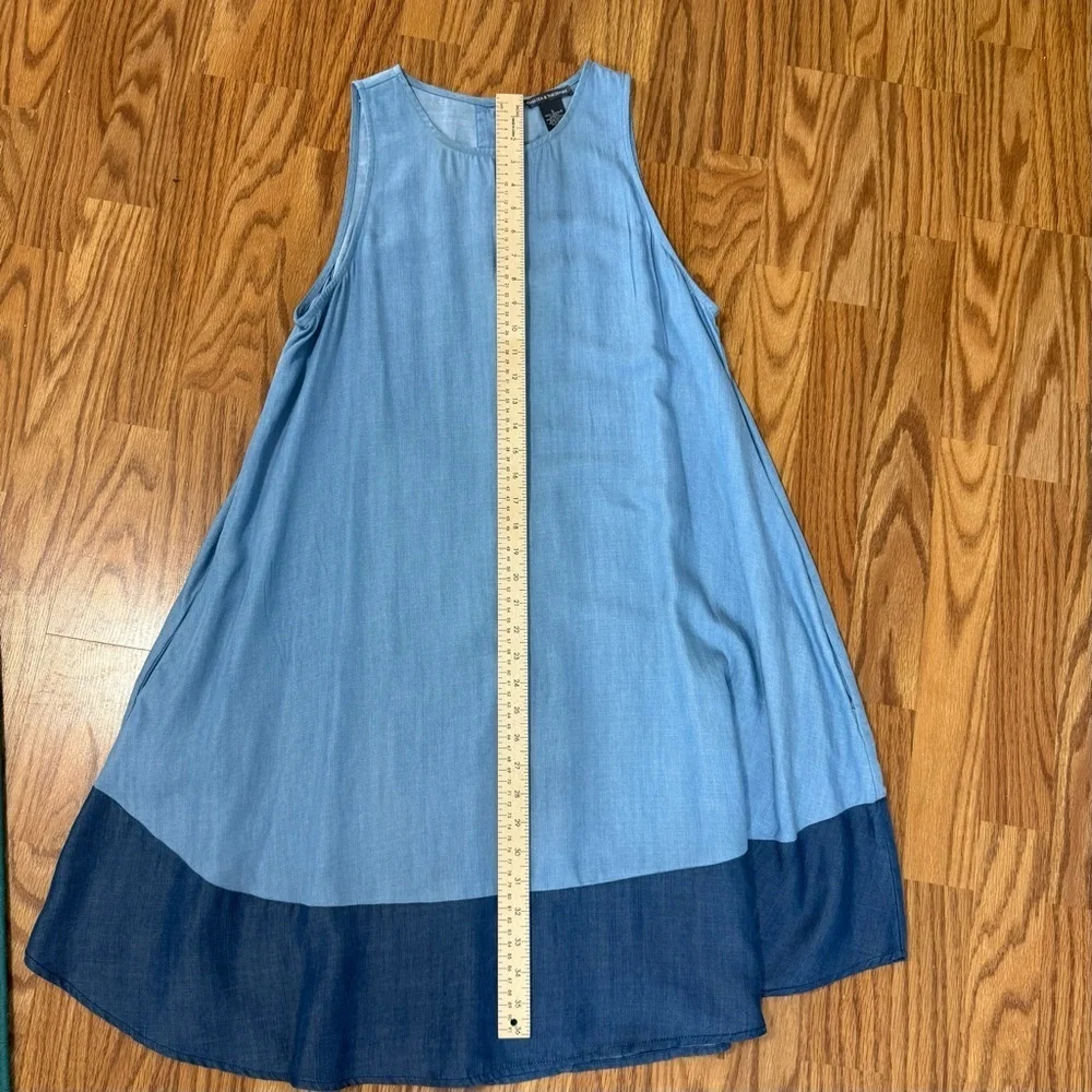 Chelsea & Theodore Light and Dark Blue Sleeveless Dress - Picture 5 of 8